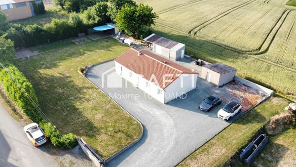 Pavillon plain-pied 97m² 3 chambres + dépendances et terrain.