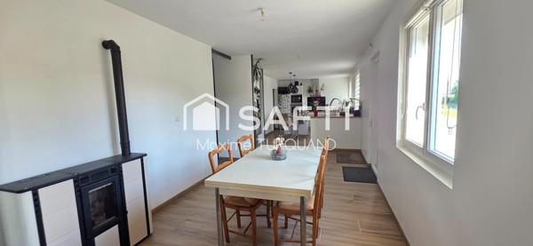 Pavillon plain-pied 97m² 3 chambres + dépendances et terrain.