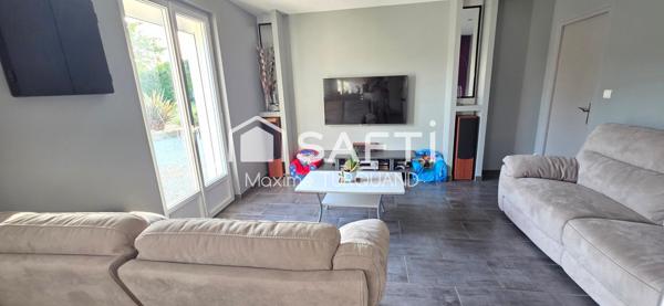 Pavillon plain-pied 97m² 3 chambres + dépendances et terrain.