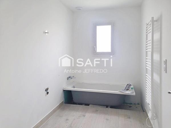 Maison neuve de plain-pied d’environ 105 m²