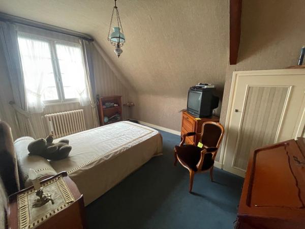 Maison - 8 pièces - 142 m2