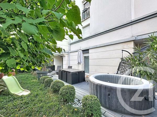 Appartement à vendre  3 pièces - 64,84 m 2   THIAIS  - 94