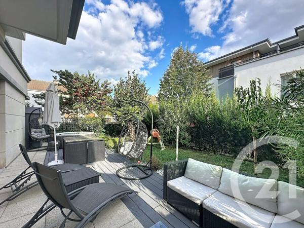 Appartement à vendre  3 pièces - 64,84 m 2   THIAIS  - 94