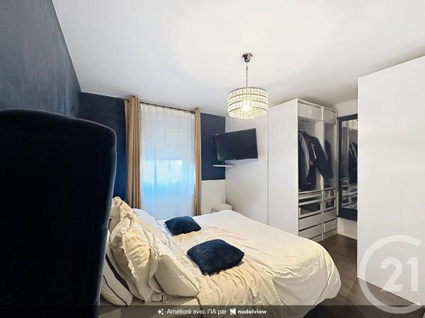 Appartement à vendre  3 pièces - 64,84 m 2   THIAIS  - 94