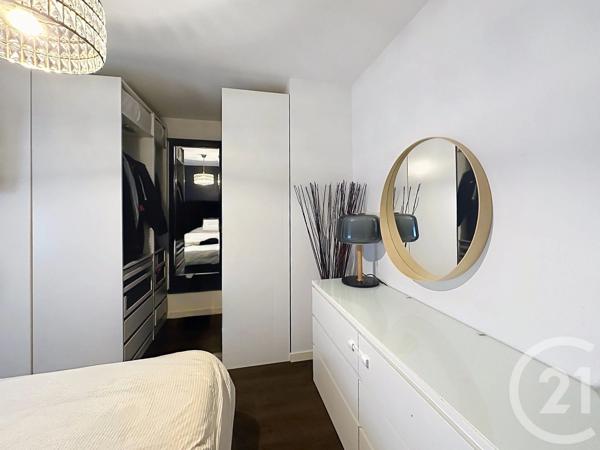 Appartement à vendre  3 pièces - 64,84 m 2   THIAIS  - 94
