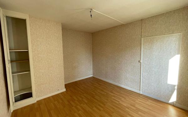 Appartement à louer    2 pièces • 56,80 m2 Château-Renault