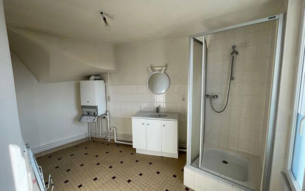 Appartement à louer    2 pièces • 56,80 m2 Château-Renault