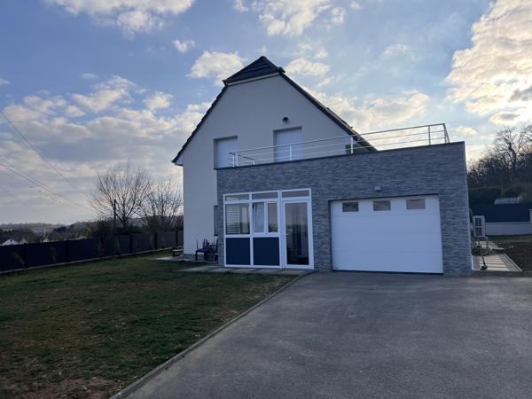 Maison 6 pièces - 130 m² Exclusivité efficity