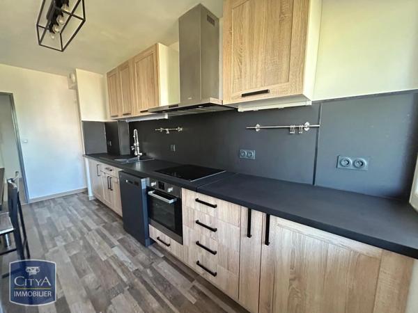 Appartement à louer 3 pièces 69.05m² Grand-Charmont (25200)