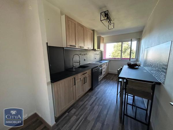 Appartement à louer 3 pièces 69.05m² Grand-Charmont (25200)