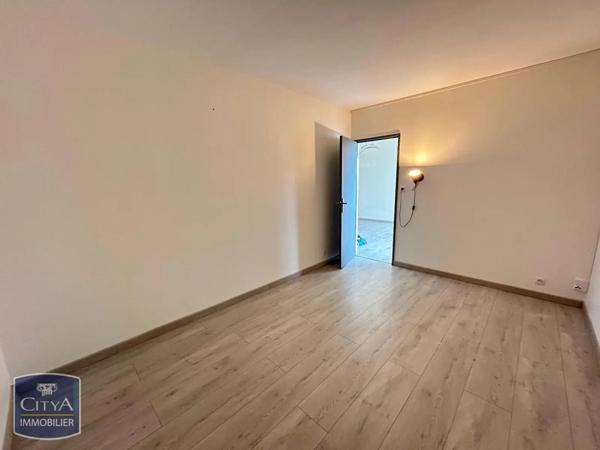 Appartement à louer 3 pièces 69.05m² Grand-Charmont (25200)