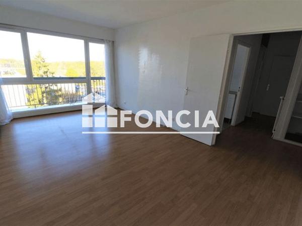 Location Appartement 2 pièces 47.21 m² - 32 AVENUE DE LIMAGNE Maurepas 78310