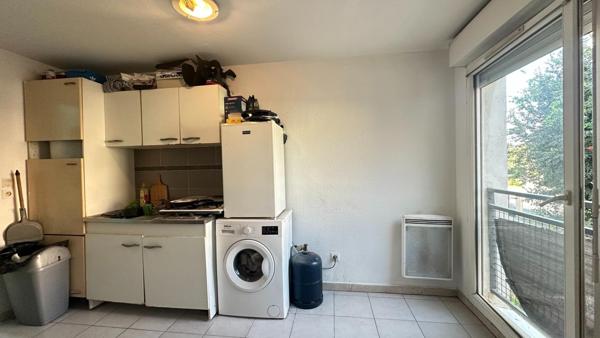 Rare sur Marignane, Studio lumineux et fonctionnel