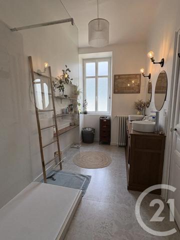 Maison à vendre  5 pièces - 130 m 2   CHATEAUROUX  - 36