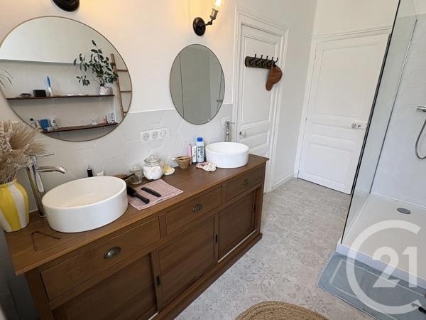 Maison à vendre  5 pièces - 130 m 2   CHATEAUROUX  - 36