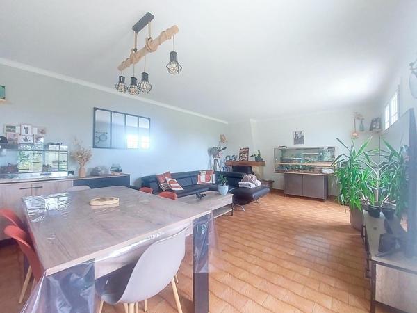 Maison à THOUARS, 79100 - 6 pièces 111m²