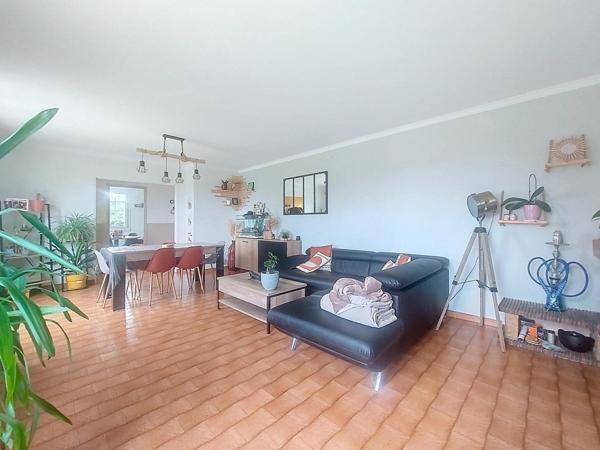Maison à THOUARS, 79100 - 6 pièces 111m²