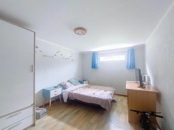 Maison à THOUARS, 79100 - 6 pièces 111m²