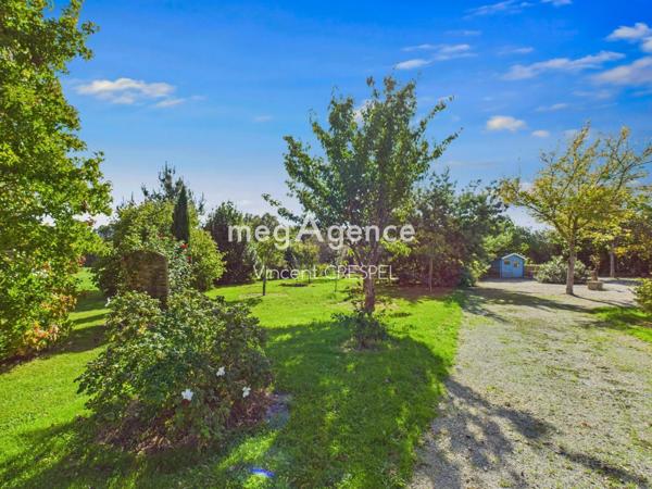 Maison à ARGENTRE, 53210 - 8 pièces 350m²