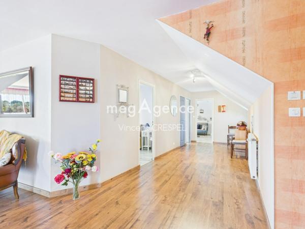 Maison à ARGENTRE, 53210 - 8 pièces 350m²