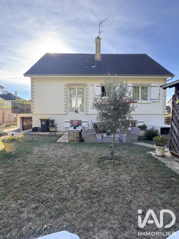 Maison à vendre 6 pièces 130 m² Fussy