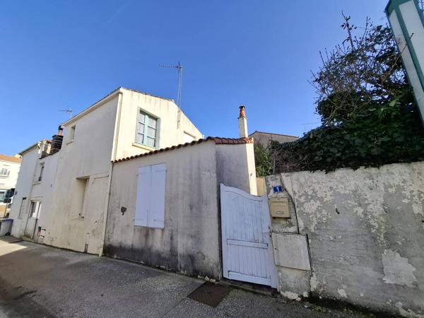 maison/villa Les Sables-d'Olonne Maison ancienne avec terrain constructible en coeur de bourg
