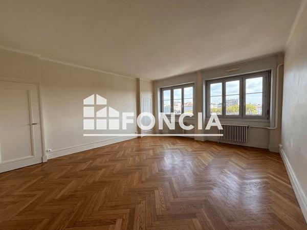 Location Appartement 4 pièces 124.7 m² - 3 QUAI PERRACHE Lyon 69002