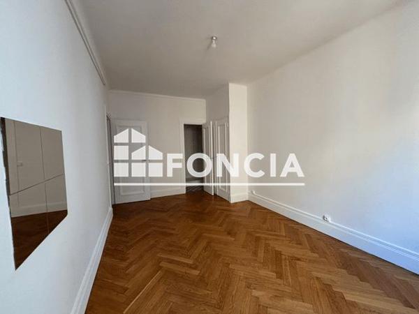 Location Appartement 4 pièces 124.7 m² - 3 QUAI PERRACHE Lyon 69002