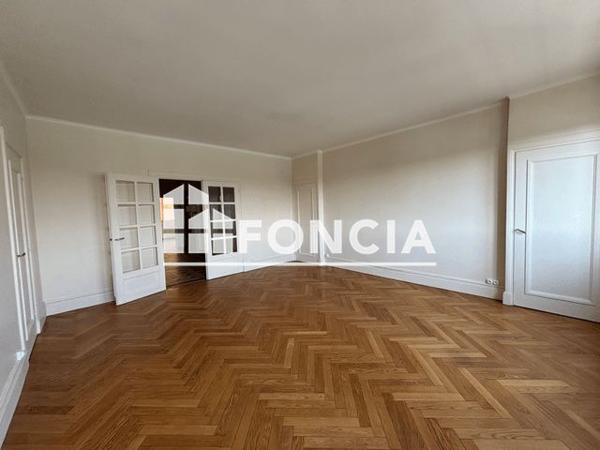 Location Appartement 4 pièces 124.7 m² - 3 QUAI PERRACHE Lyon 69002