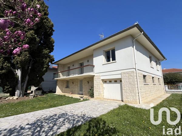 Maison à vendre 6 pièces 205 m² Auch