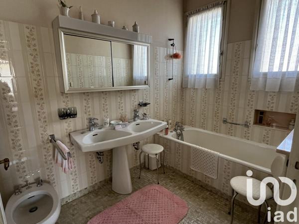 Maison à vendre 6 pièces 205 m² Auch