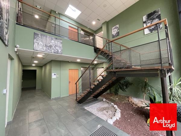 Bureaux à louer à Montpellier avec terrasse privative et parkings inclus