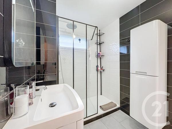 Appartement T5 à vendre  6 pièces - 99 m2 CHOLET - 49