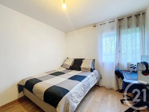 Appartement T5 à vendre  6 pièces - 99 m2 CHOLET - 49