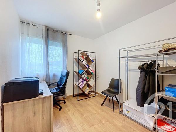 Appartement T5 à vendre  6 pièces - 99 m2 CHOLET - 49