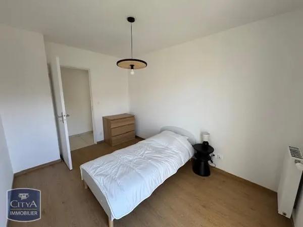 Appartement à louer 3 pièces 68.9m² Saint-Genis-Pouilly (01630)