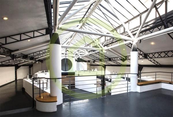 Immeuble commercial à CANNES (06400)