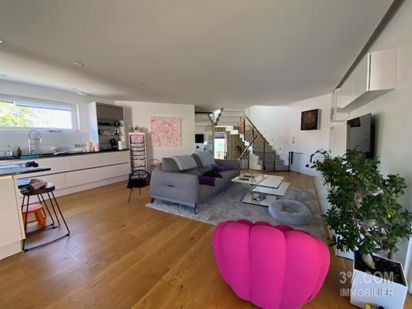 3%COM Très belle maison contemporaine avec piscine Gimbrett (67370)