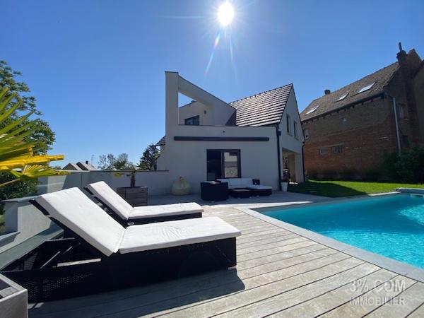 3%COM Très belle maison contemporaine avec piscine Gimbrett (67370)