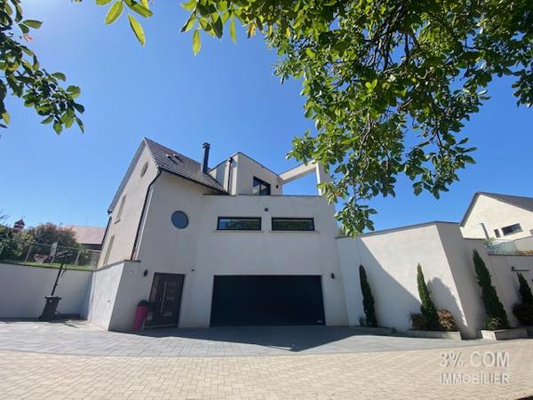 3%COM Très belle maison contemporaine avec piscine Gimbrett (67370)