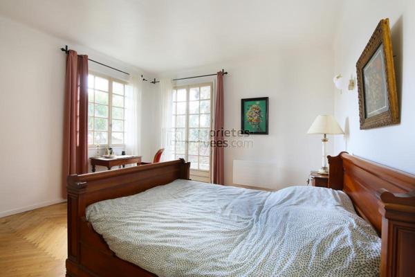 Maison familiale 7 pièces sur 3 niveaux - IDÉAL REGROUPEMENT FAMILIAL / PROFESSION LIBÉRALE