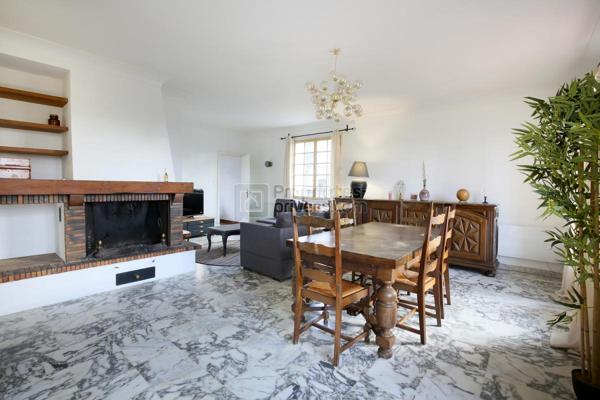 Maison familiale 7 pièces sur 3 niveaux - IDÉAL REGROUPEMENT FAMILIAL / PROFESSION LIBÉRALE