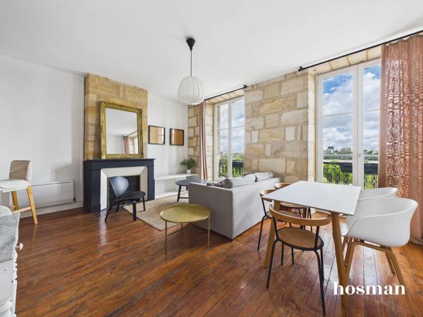 Magnifique appartement T2 de 56 m² avec vue dégagée sur les quais – Quai Sainte-Croix, Bordeaux