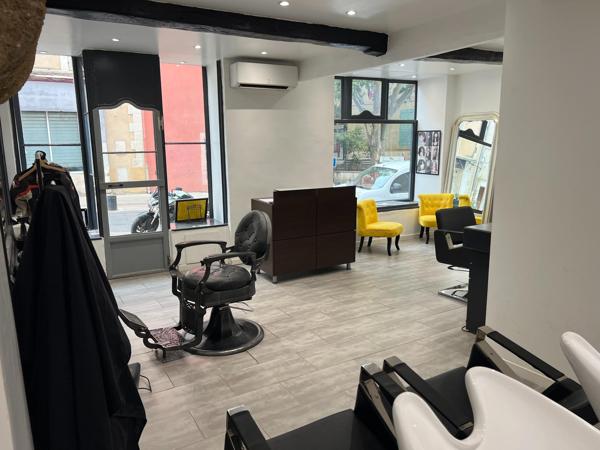 salon clé en main - fort potentiel