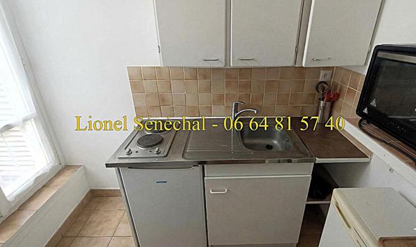 Opportunité rare : immeuble de caractère avec 12 studios dans une demeure de prestige en plein centre-ville de Bagnoles-de-l'Orne