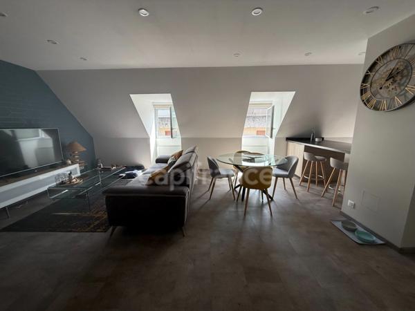 Superbe appartement T3 plein centre ville, résidence avec ascenseur