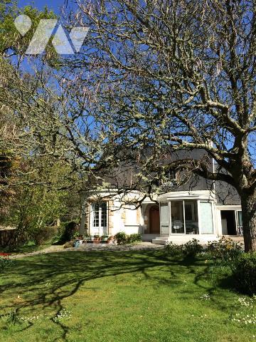 A VENDRE ARRADON (56) BEL EMPLACEMENT PROCHE GOLFE, MAISON REGIONALE SUR BEAU TERRAIN SANS VIS A VIS