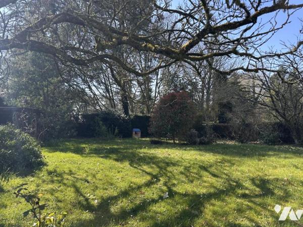 A VENDRE ARRADON (56) BEL EMPLACEMENT PROCHE GOLFE, MAISON REGIONALE SUR BEAU TERRAIN SANS VIS A VIS