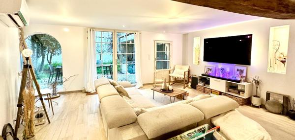 MAISON DE VILLE RÉNOVÉE