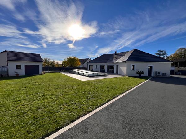 Maison Mehun Sur Yevre 6 pièce(s) 167m2